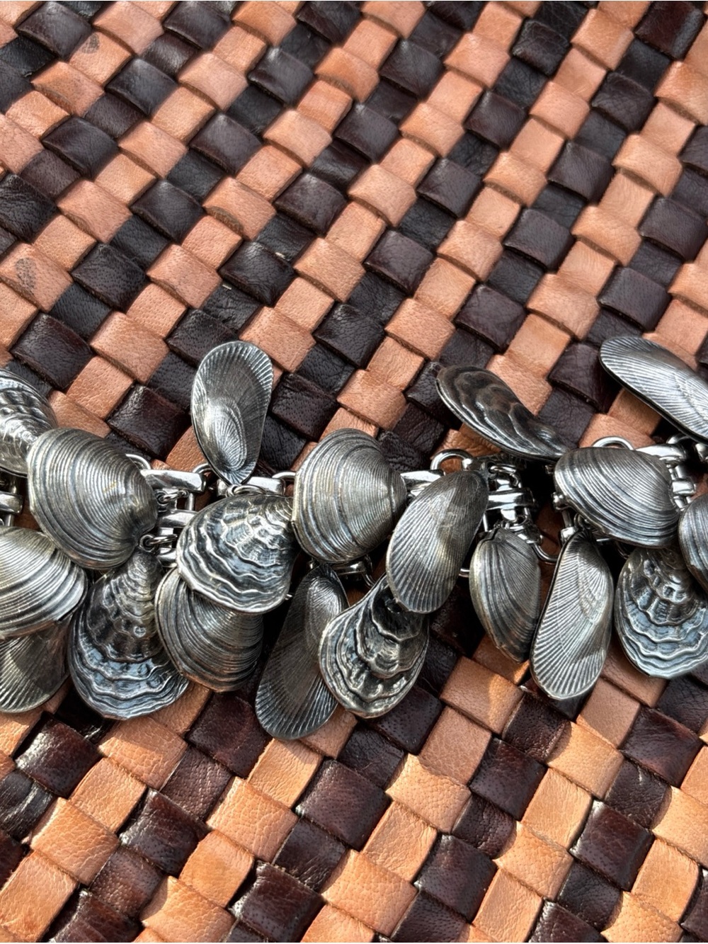 Napier Seashells Charm Bracelet Vintage Oysters Clams Mussels Cha Cha SilverTone - Picture 5 of 16